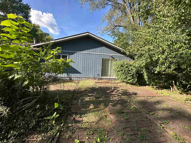 $349,900 | 4424 East 10th Street, Bloomington, IN 47408