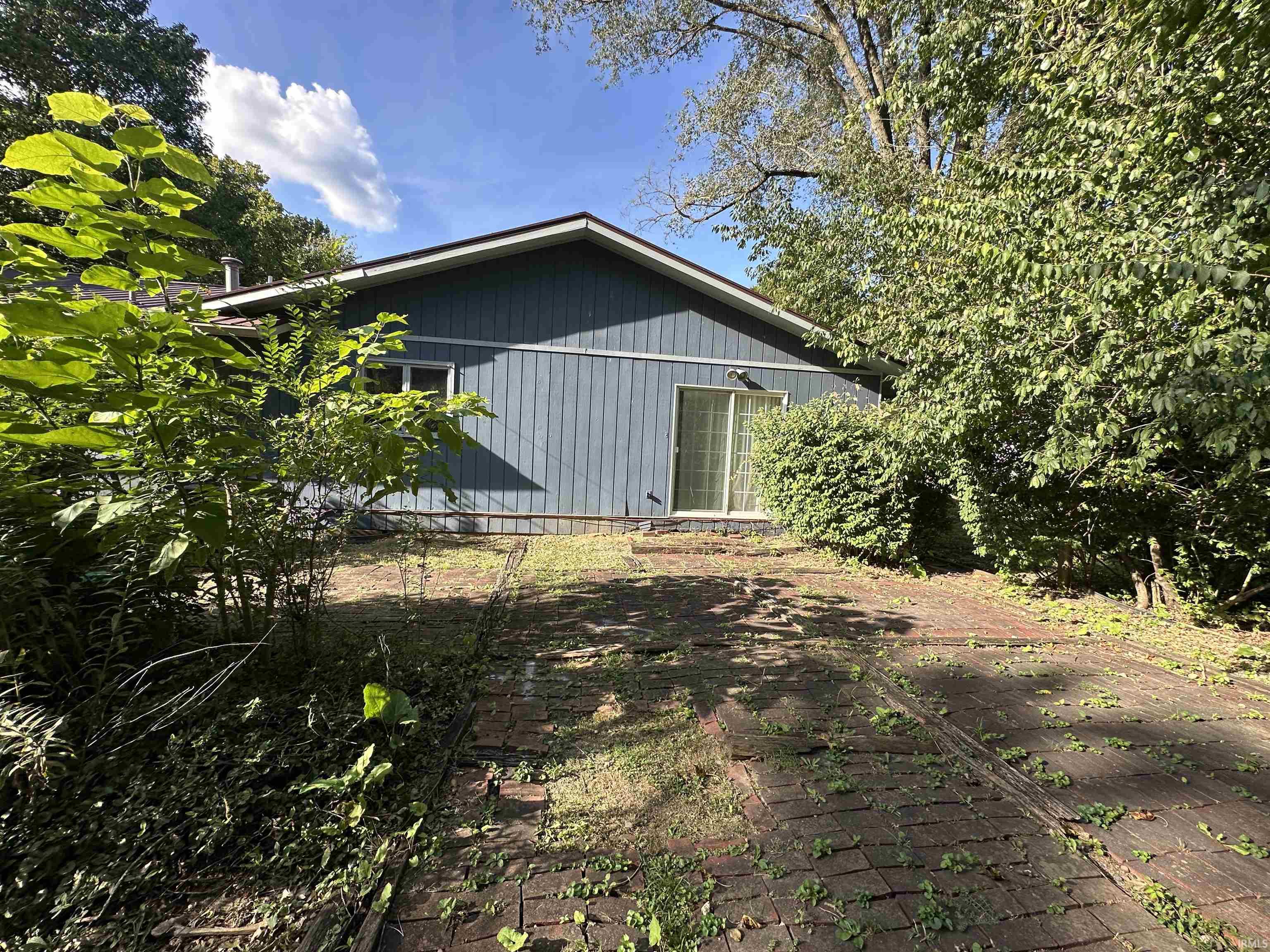 4424 East 10th Street Bloomington, IN 47408 - Photo 13 of 16