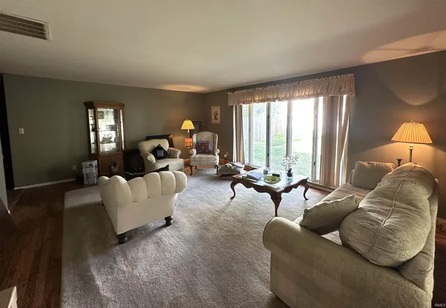 $349,900 | 4424 East 10th Street, Bloomington, IN 47408