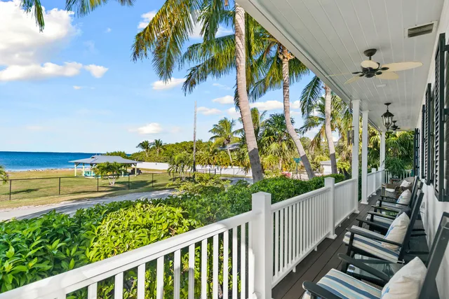 $1,900,000 | 65 Tarpon Avenue, Key Largo, FL 33037