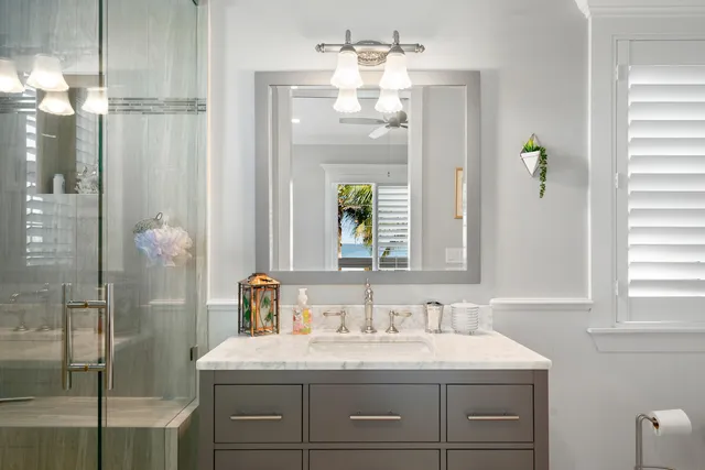 $1,900,000 | 65 Tarpon Avenue, Key Largo, FL 33037