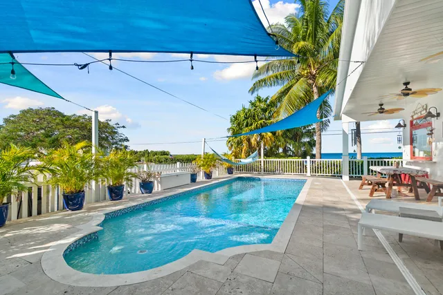 $1,900,000 | 65 Tarpon Avenue, Key Largo, FL 33037