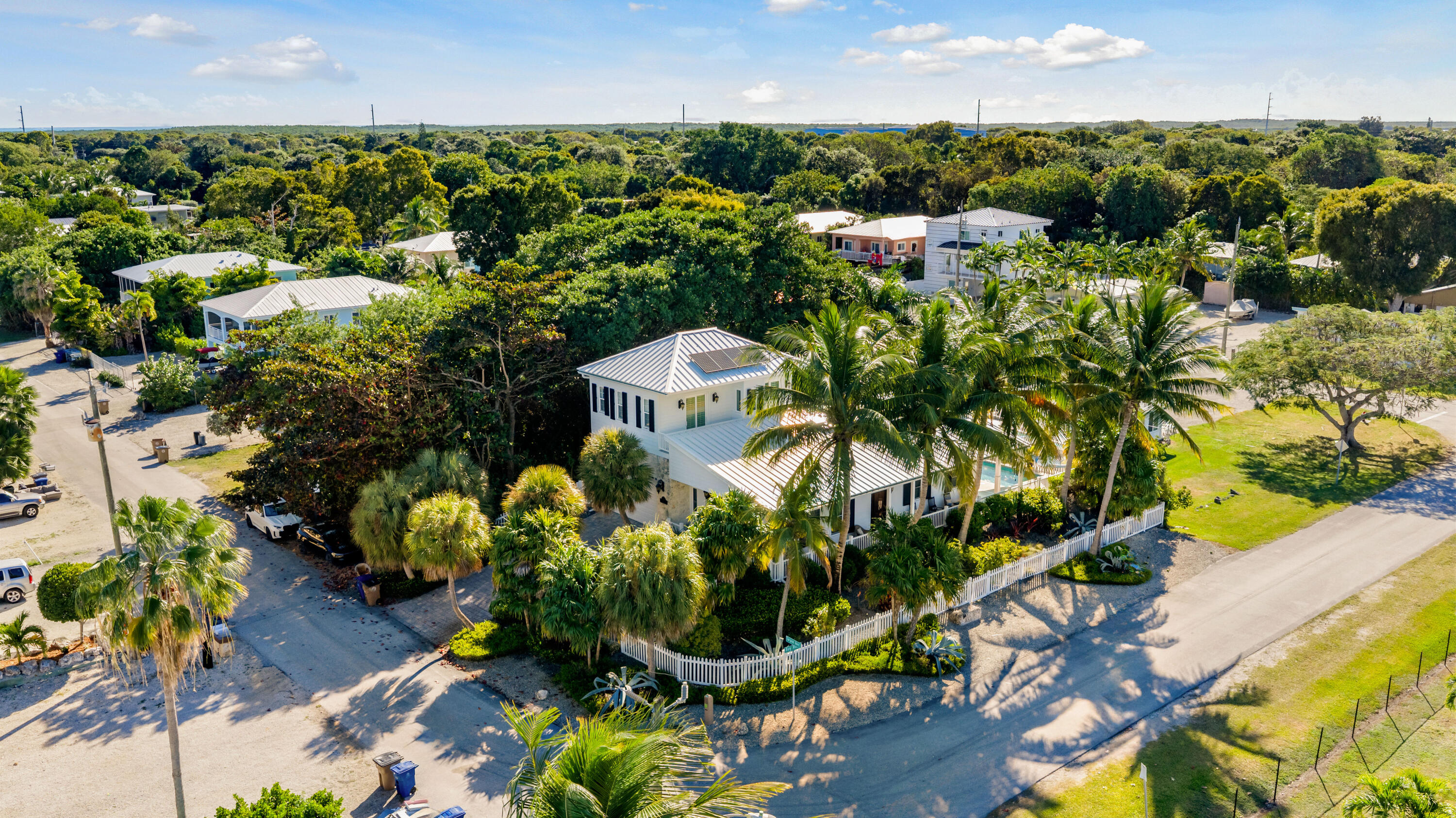 65 Tarpon Avenue Key Largo, FL 33037 - Photo 35 of 54 a picture of street view