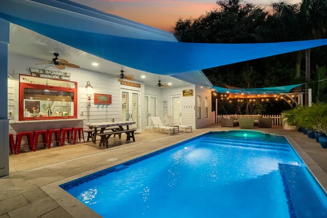 $1,900,000 | 65 Tarpon Avenue, Key Largo, FL 33037