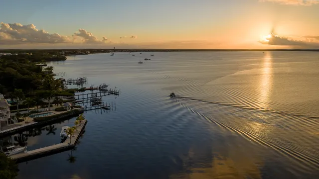 $1,900,000 | 65 Tarpon Avenue, Key Largo, FL 33037