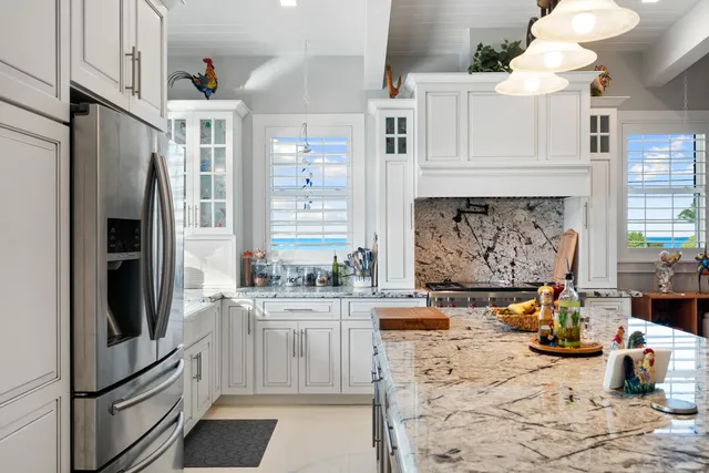 $1,900,000 | 65 Tarpon Avenue, Key Largo, FL 33037