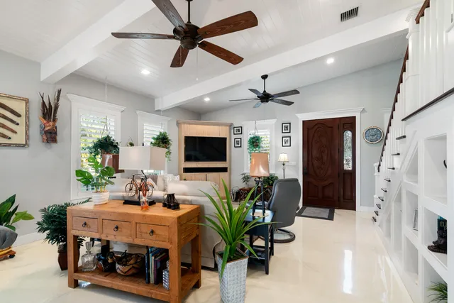 $1,900,000 | 65 Tarpon Avenue, Key Largo, FL 33037