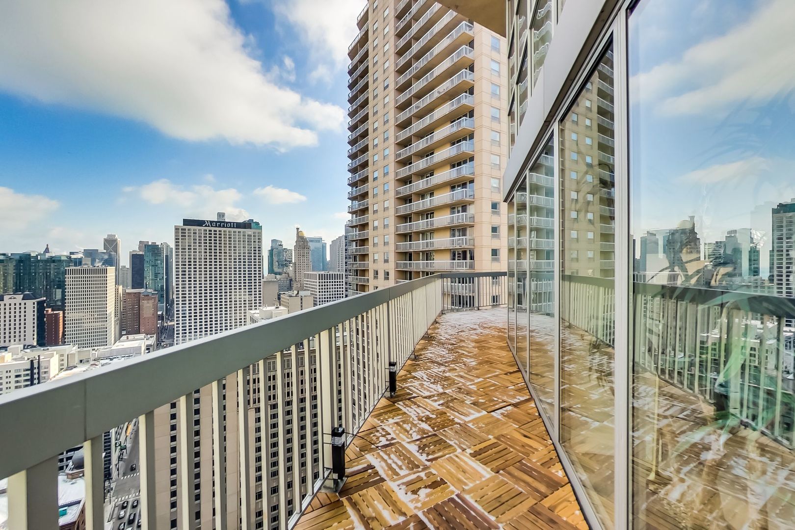 545 North Dearborn Street, Unit 3603 Chicago, IL 60654 - Photo 16 of 42 a view of balcony with city view