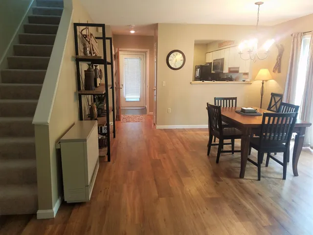 $3,400 | 124 Old Bartlett Road, Unit 83, North Conway, NH 03860