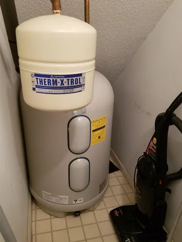 $3,400 | 124 Old Bartlett Road, Unit 83, North Conway, NH 03860