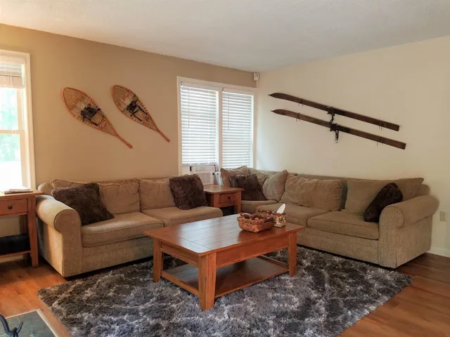 $3,400 | 124 Old Bartlett Road, Unit 83, North Conway, NH 03860