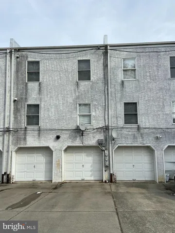 $1,700 | 5954 Henry Avenue, Philadelphia, PA 19128