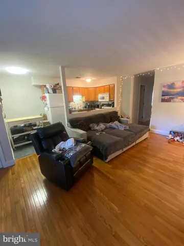 $1,700 | 5954 Henry Avenue, Philadelphia, PA 19128