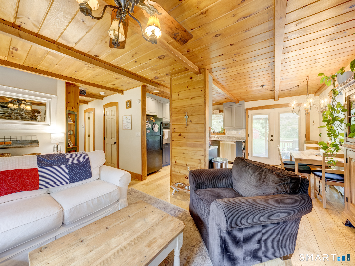 112 Slab Meadow Road Morris, CT 06763 - Photo 5 of 40