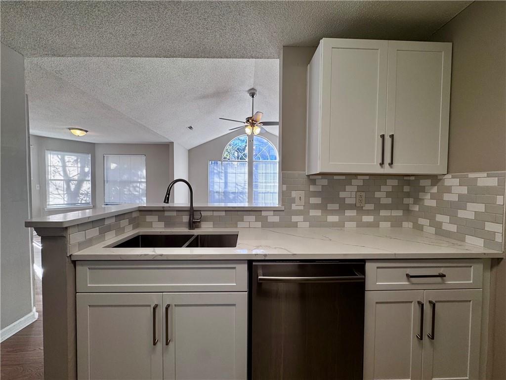 1107 Sandy Ln Drive Alpharetta, GA 30022 - Photo 12 of 31