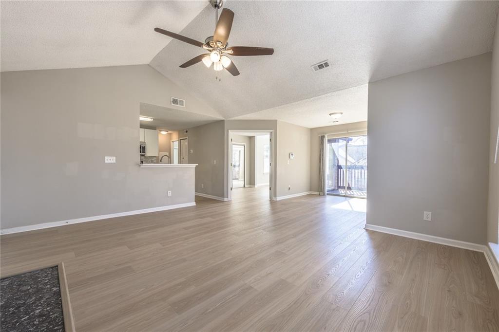 1107 Sandy Ln Drive Alpharetta, GA 30022 - Photo 8 of 31