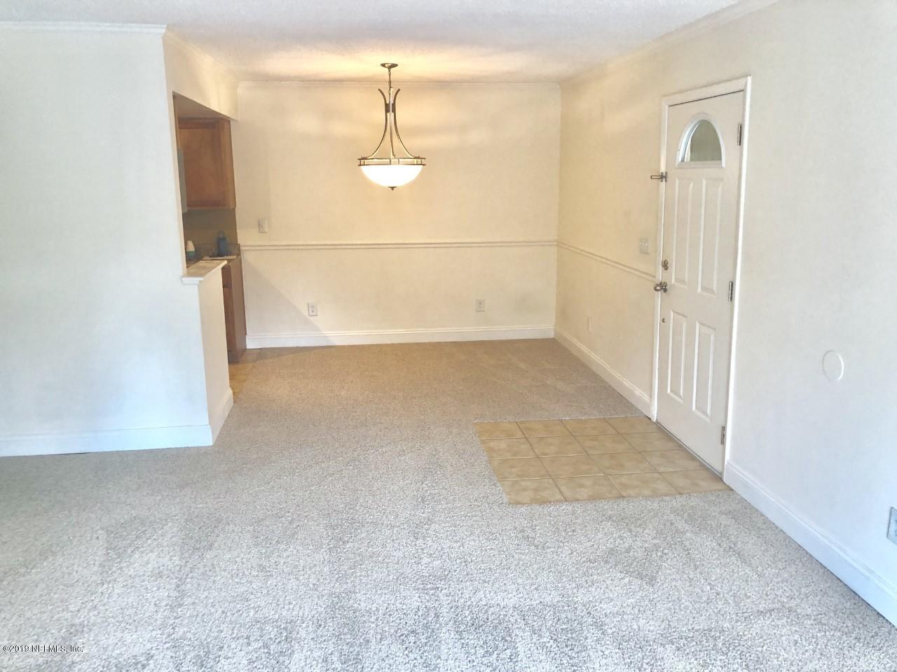 3737 Loretto Road, Unit 505 Jacksonville, FL 32223 - Photo 4 of 15 an empty room with a empty space