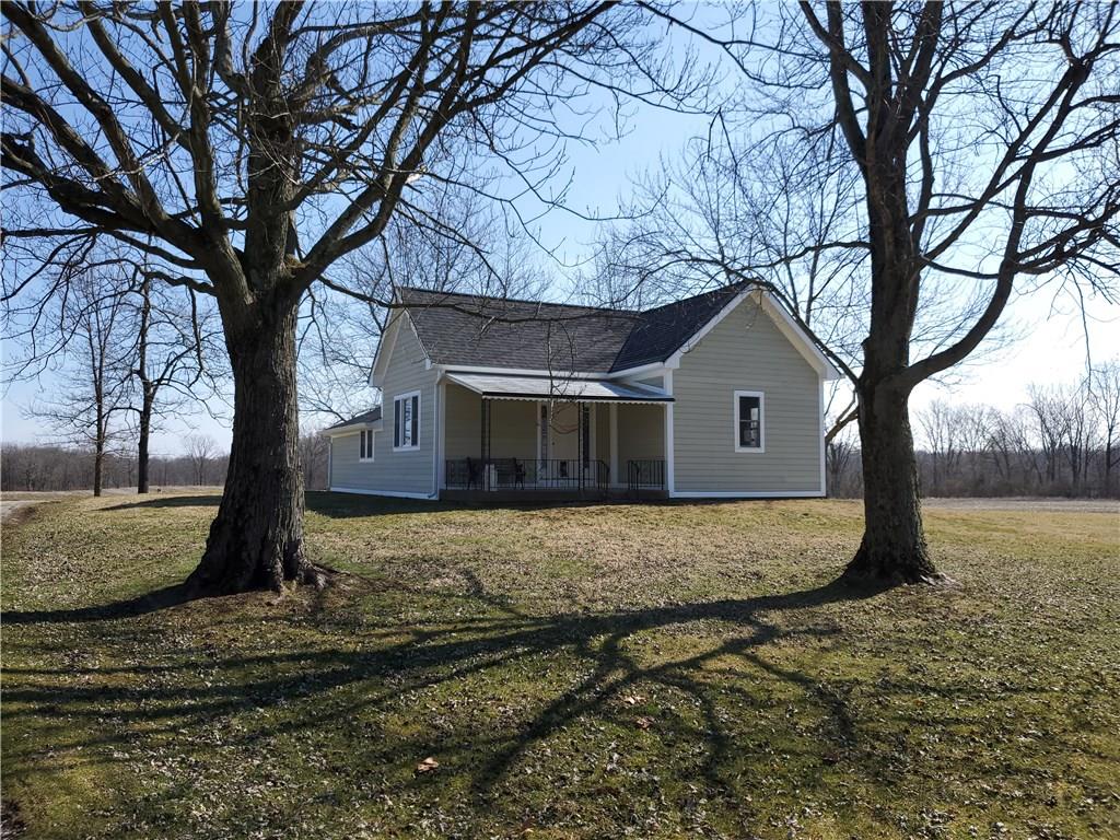 3919 Senour Road Indianapolis, IN 46239 - Photo 2 of 25