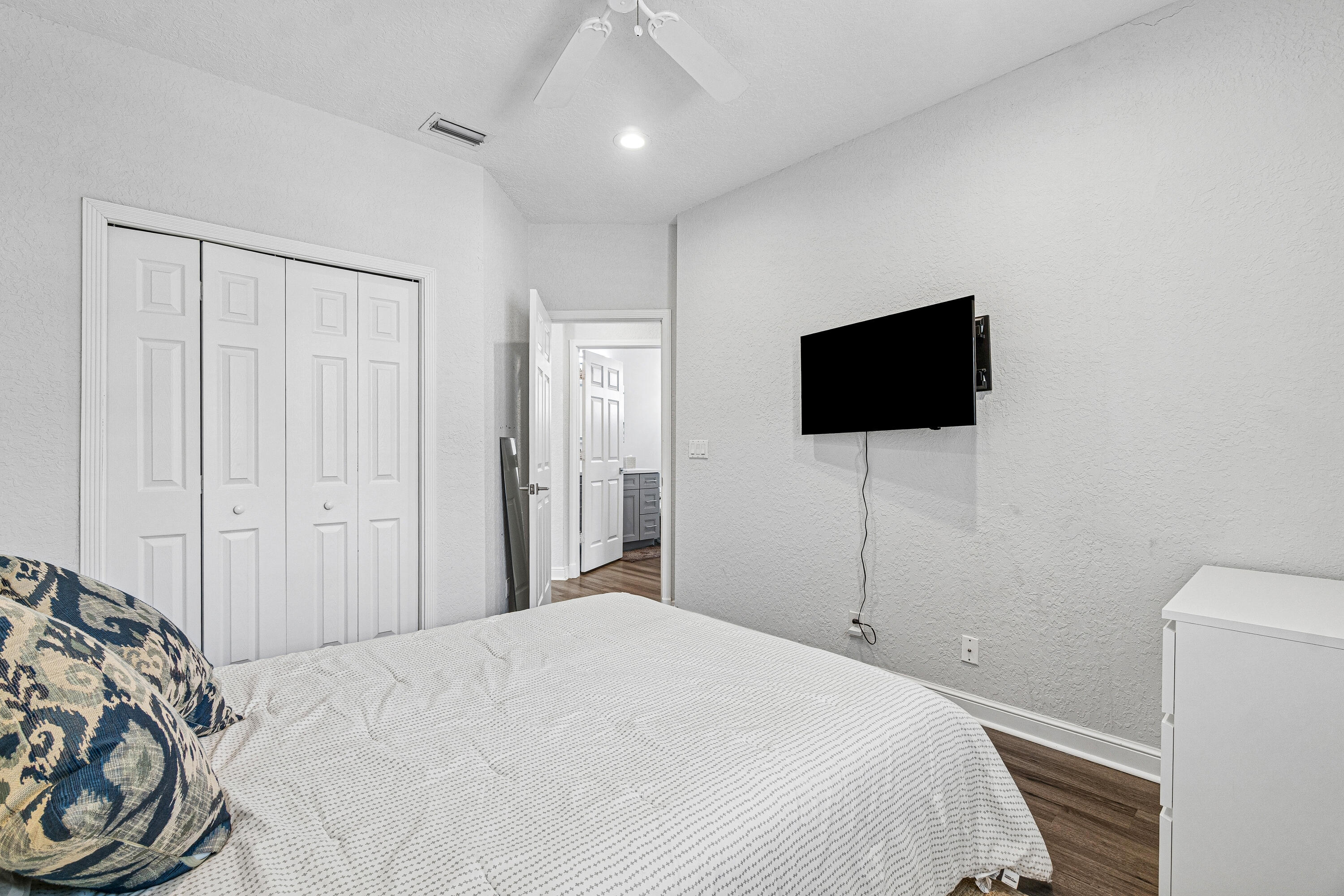 4278 Northwest 65th Road Boca Raton, FL 33496 - Photo 19 of 38 019-4278Northwest65thRoad-BocaRaton-FL-3