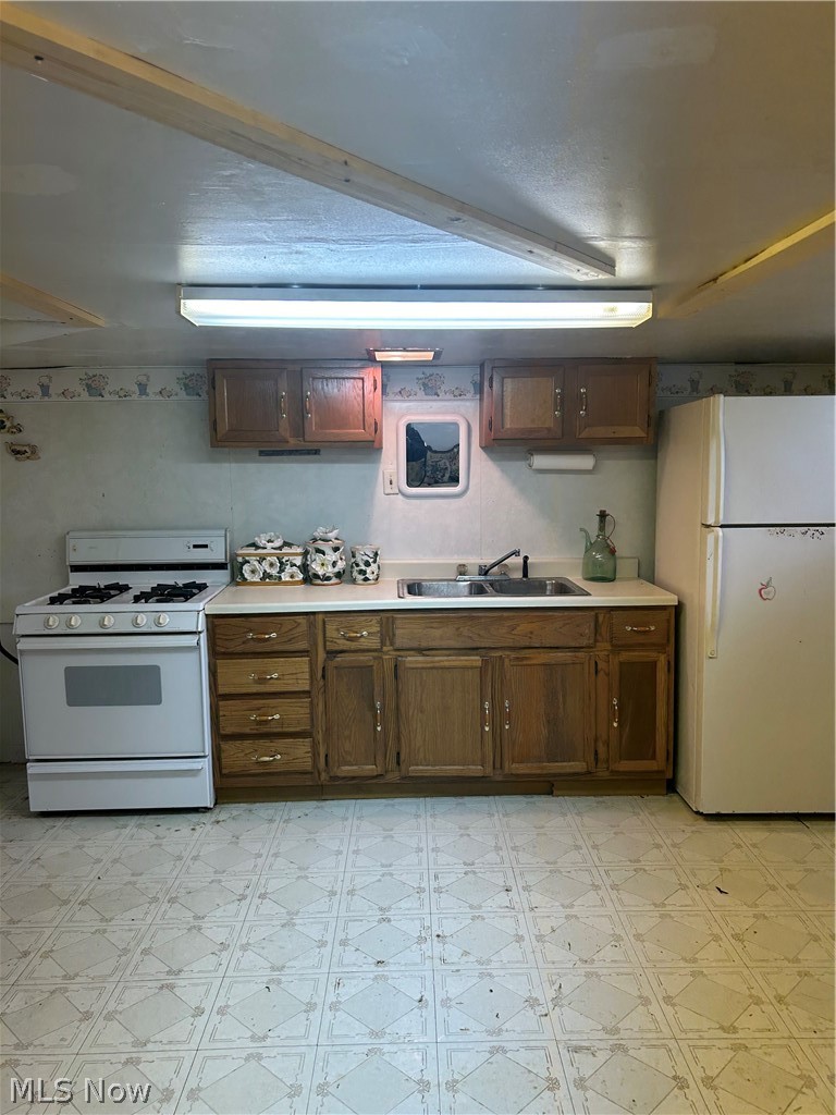 4516 Warner Road Cleveland, OH 44105 - Photo 19 of 30 Basement kitchen