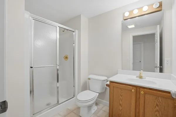 $634,900 | 27018 Glynns Creek Court, Eldridge, IA 52748