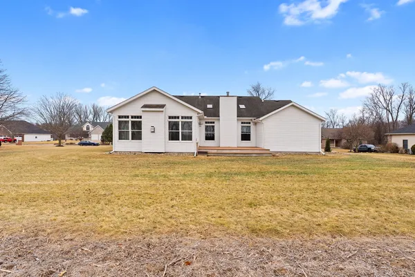 $634,900 | 27018 Glynns Creek Court, Eldridge, IA 52748
