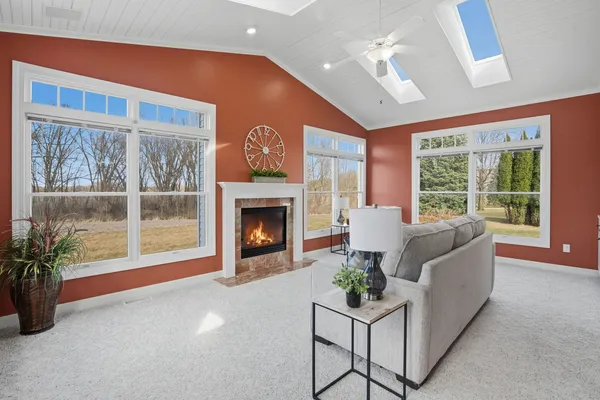 $634,900 | 27018 Glynns Creek Court, Eldridge, IA 52748