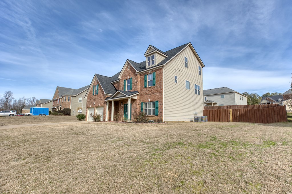 29 Riverside Drive Fort Mitchell, AL 36856 - Photo 3 of 54 Gallery Image 3