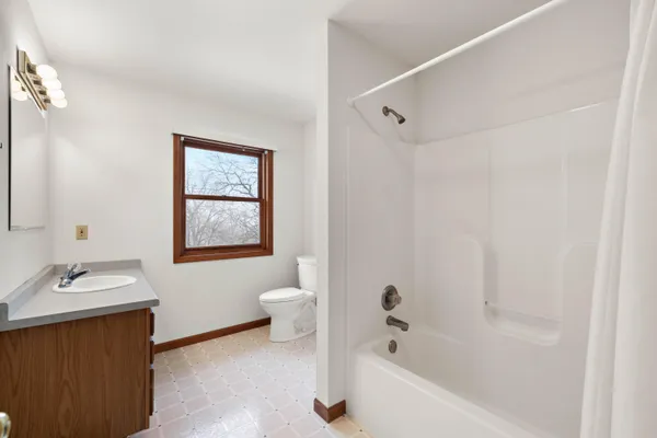 $560,000 | W9658 Stader Road, Whitewater, WI 53190
