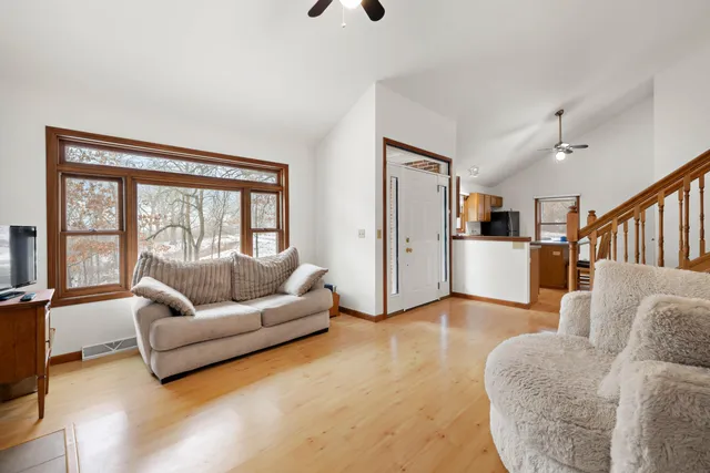 $575,000 | W9658 Stader Road, Whitewater, WI 53190