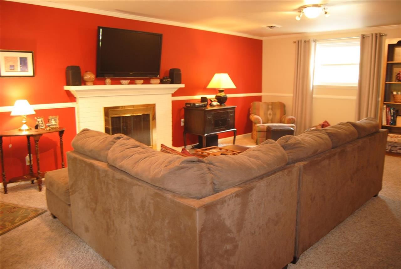 5619 Winston Road Evansville, IN 47710 - Photo 14 of 18 Gallery Image 14
