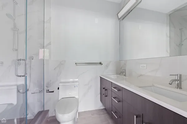 $3,350 | 2357 North Washtenaw Avenue, Unit 204, Chicago, IL 60647