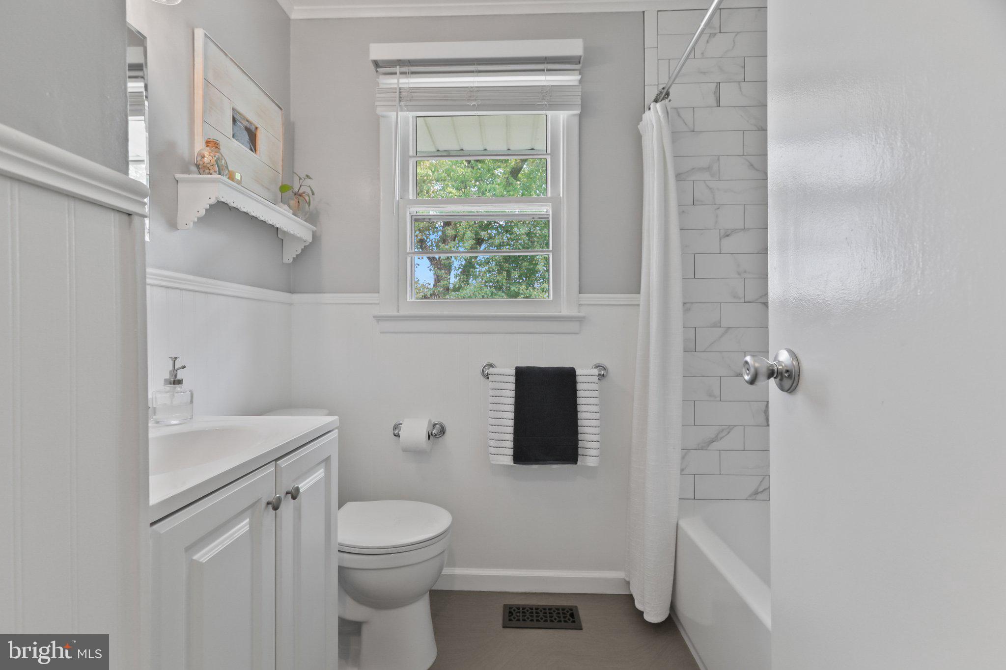 12 Overton Road Hamilton, NJ 08690 - Photo 15 of 45