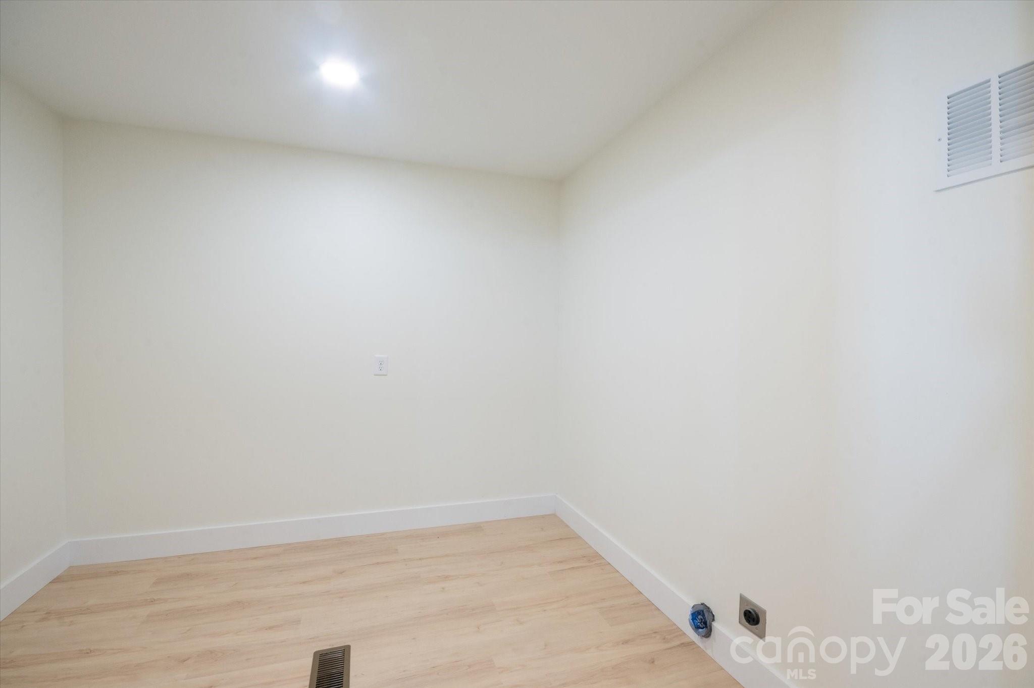 5580 Sugar Hill Road Marion, NC 28752 - Photo 15 of 38