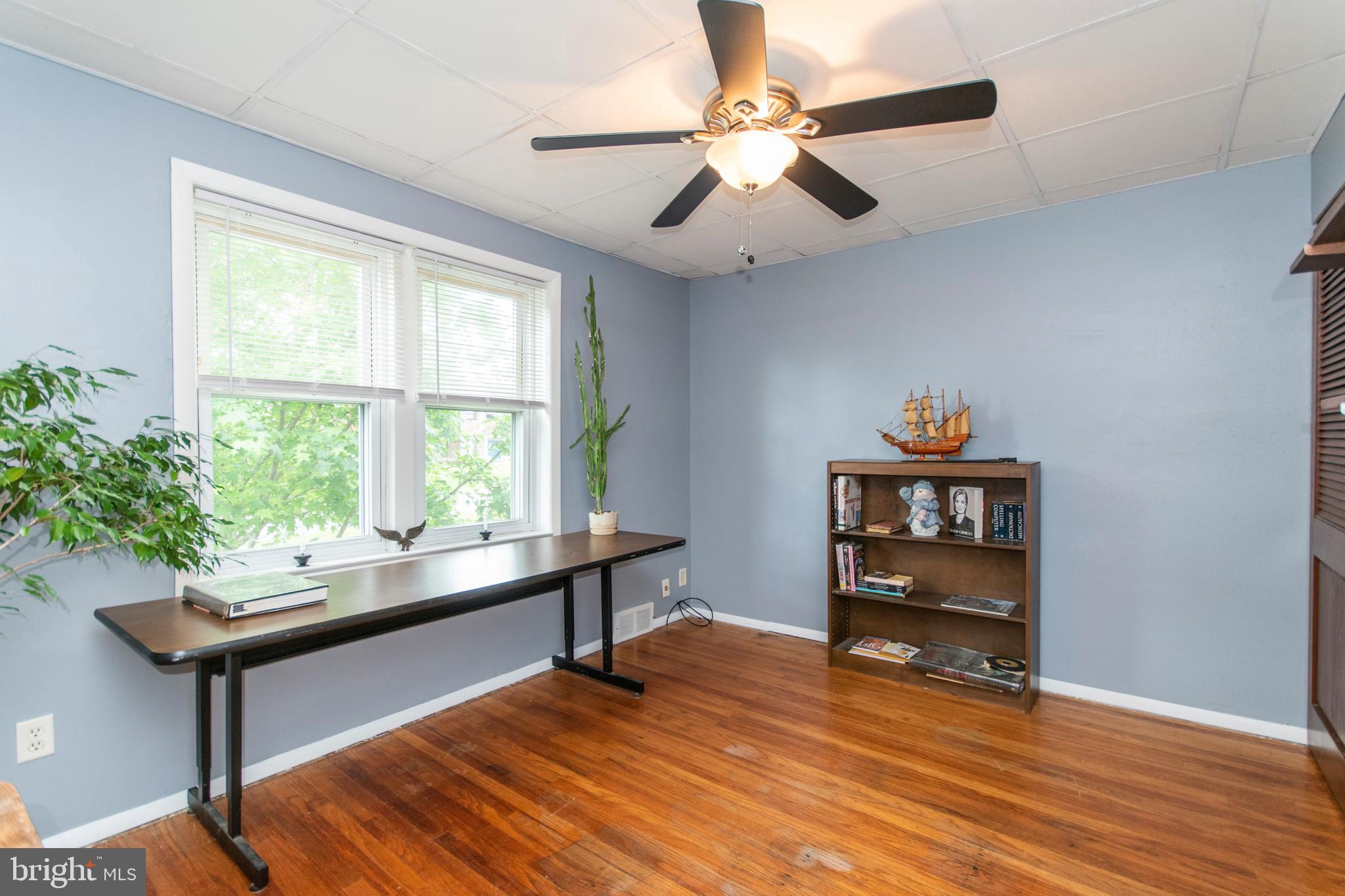 828 East Cathedral Road Philadelphia, PA 19128 - Photo 17 of 25