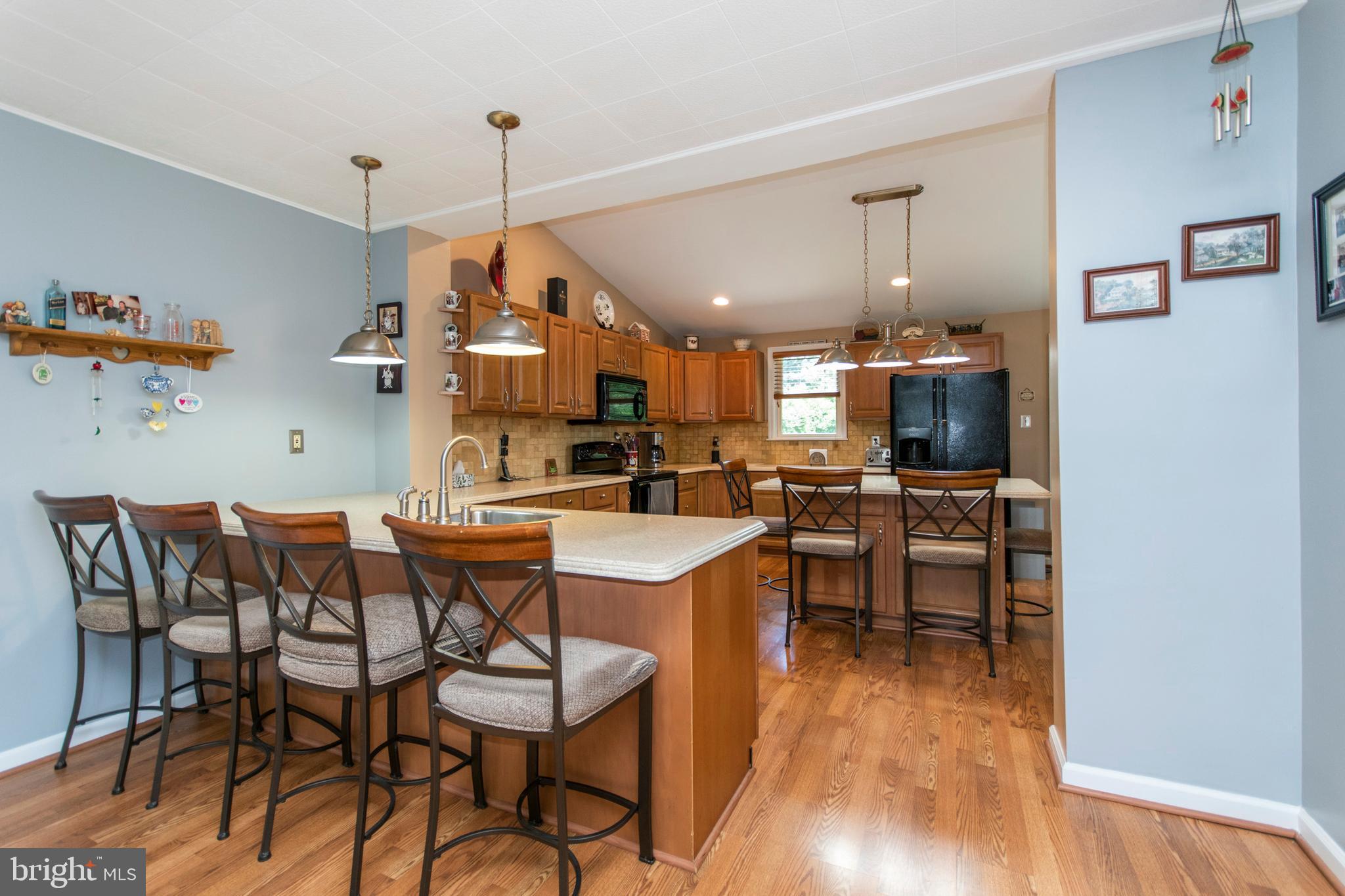 828 East Cathedral Road Philadelphia, PA 19128 - Photo 6 of 25