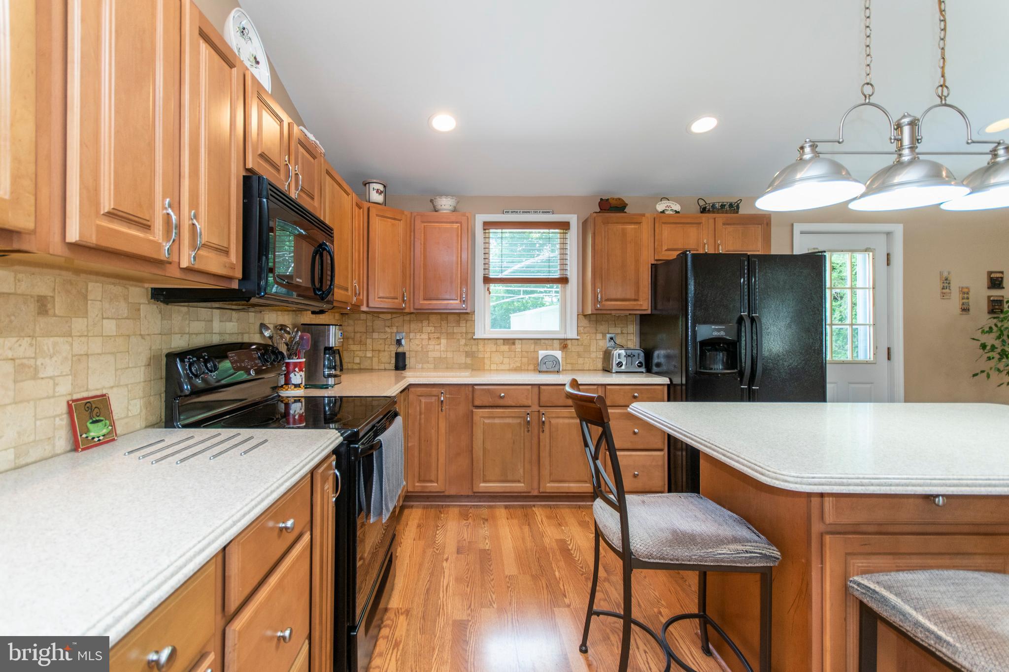828 East Cathedral Road Philadelphia, PA 19128 - Photo 7 of 25
