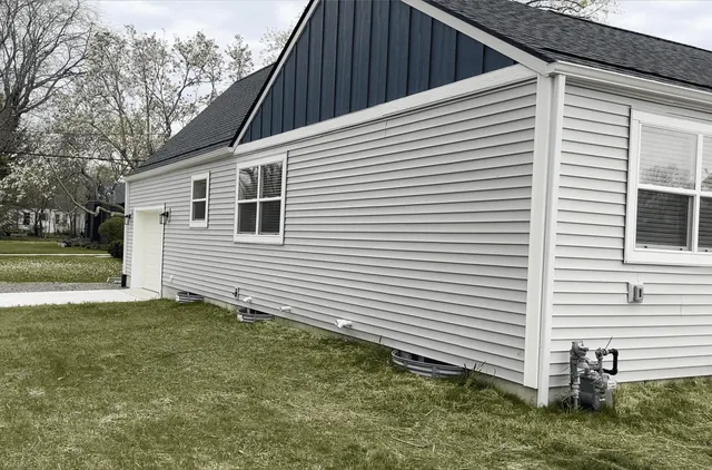 $399,500 | 851 Kingsley Avenue, St. Joseph, MI 49085