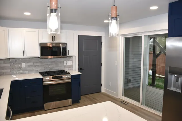 $399,500 | 851 Kingsley Avenue, St. Joseph, MI 49085