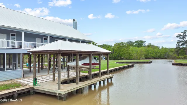 $650,000 | 9406 Amberjack Lane, Abbeville, LA 70510