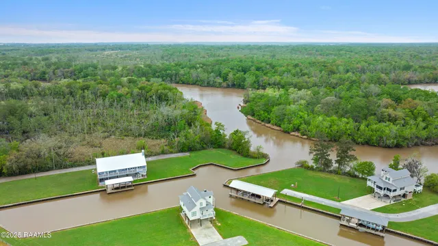 $650,000 | 9406 Amberjack Lane, Abbeville, LA 70510