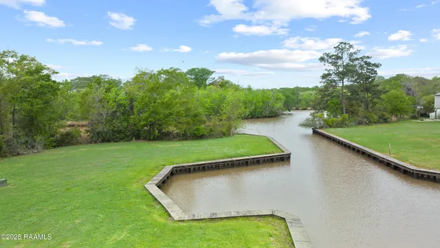 $650,000 | 9406 Amberjack Lane, Abbeville, LA 70510