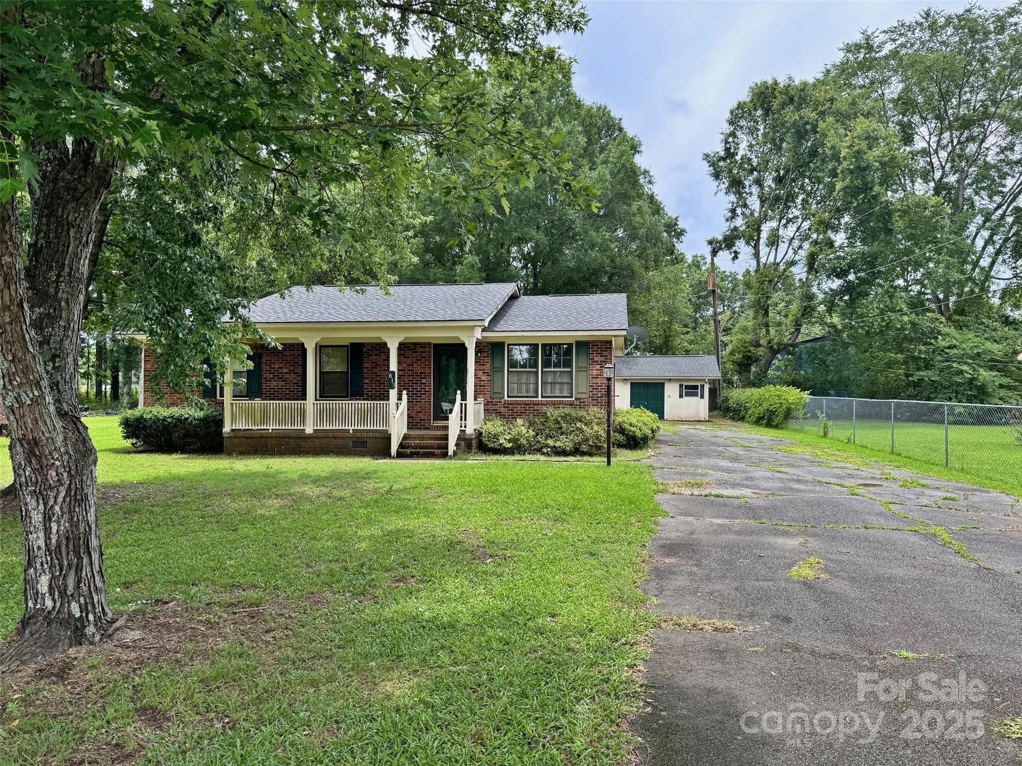 613 Catawba Street Chester, SC 29706 - Photo 1 of 19 Gallery Image 1