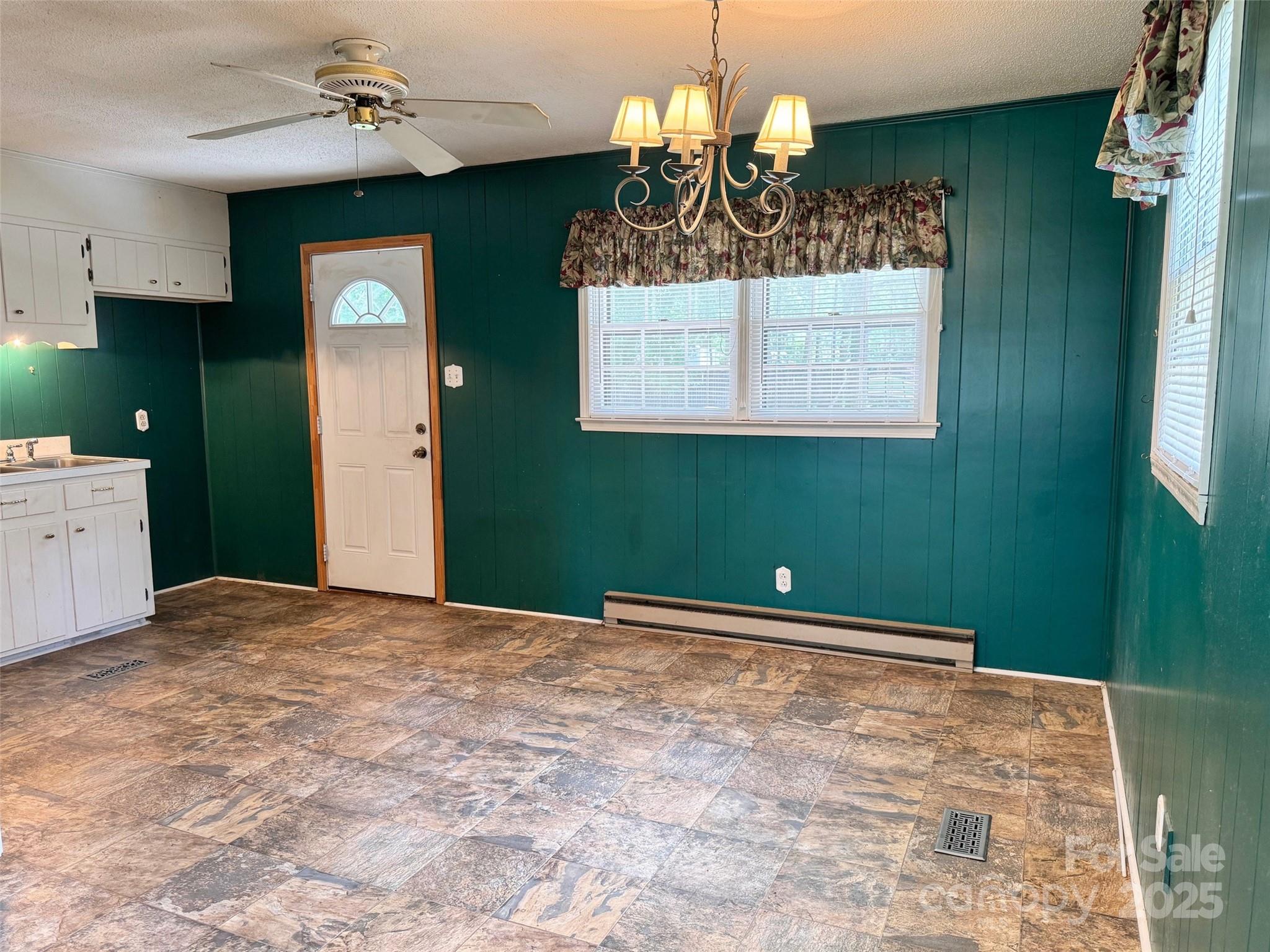 613 Catawba Street Chester, SC 29706 - Photo 4 of 19 Gallery Image 4