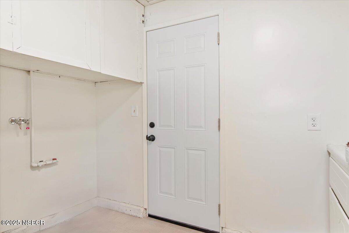 3446 Rucker Road Lompoc, CA 93436 - Photo 10 of 26 a bathroom with a shower