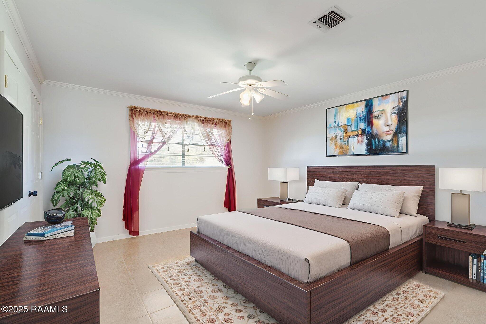 6317 Highway 14 New Iberia, LA 70560 - Photo 10 of 24 8-web-or-mls-6317 LA-14-5 virtually stag