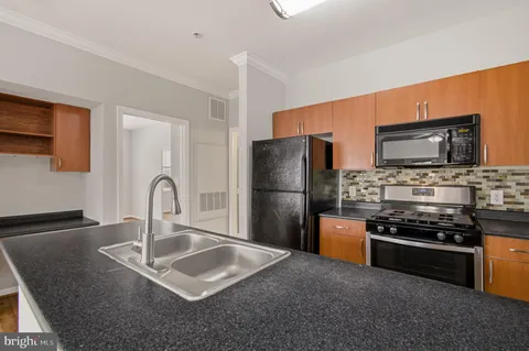 $255,000 | 13501 Derry Glen Court, Unit 203, Germantown, MD 20874