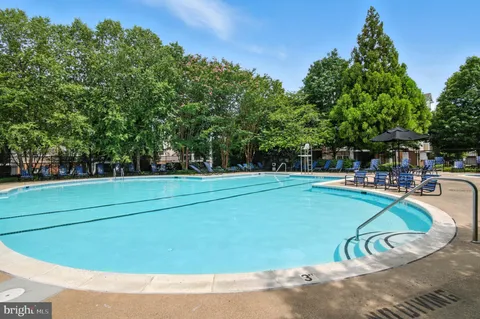 $255,000 | 13501 Derry Glen Court, Unit 203, Germantown, MD 20874