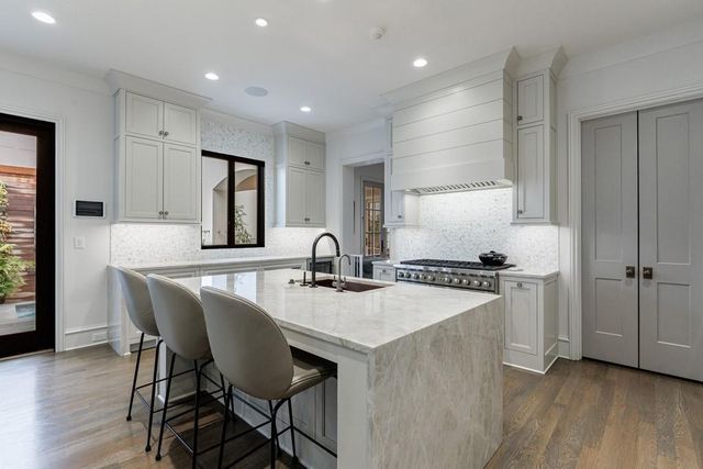 $2,850,000 | 209 Dovecrest Drive, Atlanta, GA 30305