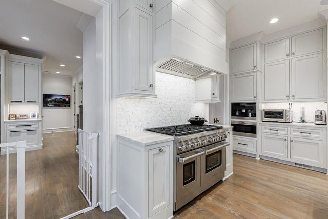 $2,850,000 | 209 Dovecrest Drive, Atlanta, GA 30305